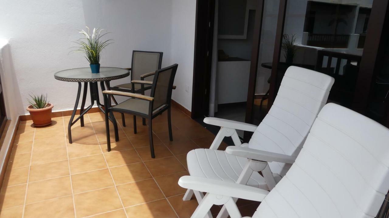 Beachside Jablillo Y Cucharas Costa Teguise Bagian luar foto