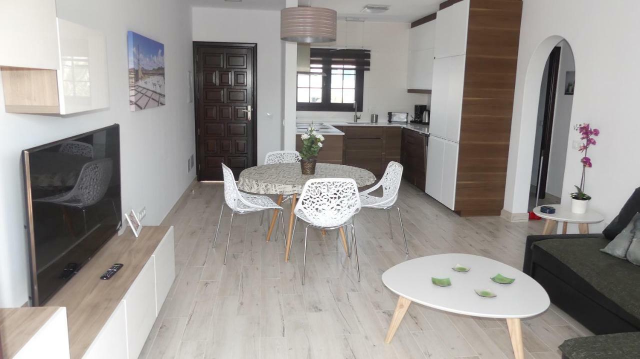 Beachside Jablillo Y Cucharas Costa Teguise Bagian luar foto