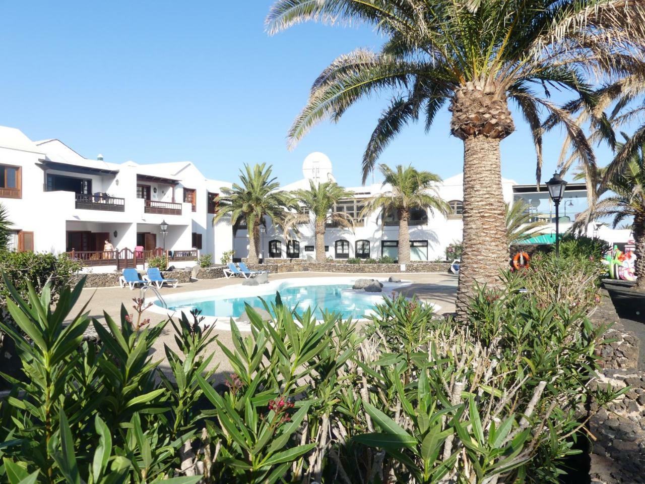 Beachside Jablillo Y Cucharas Costa Teguise Bagian luar foto